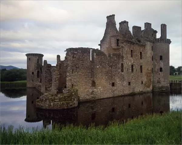 Caerlaurock Castle