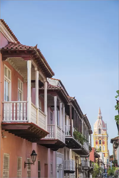 Colombia, Caribbean coast, Cartagena, view of colonial buildings in the old city centre