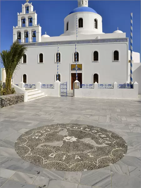 Church on main square in town of Oia, Santorini, Kyclades, South Aegean, Greece, Europe