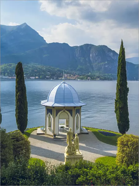 Villa Melzi, Bellagio, Como lake, Lombardy, Italy. Moorish kiosk on the lakefront