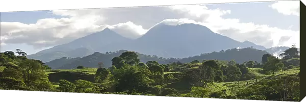 Volcan Baru rising about the forest, Panama, Central America