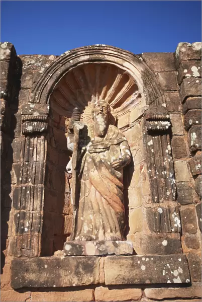 Statue at ruins of Jesuit mission at Trinidad (UNESCO World Heritage Site), Itapua