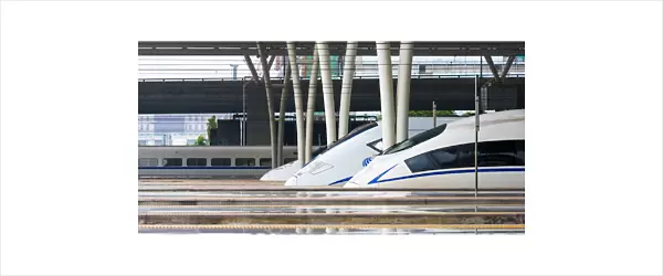 China, Shanghai, Minhang District, Shanghai Hongqiao Railway Station, High speed Trains