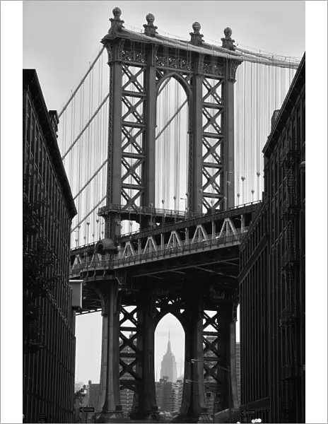 Manhattan Bridge, DUMBO, Brooklyn, New York, USA