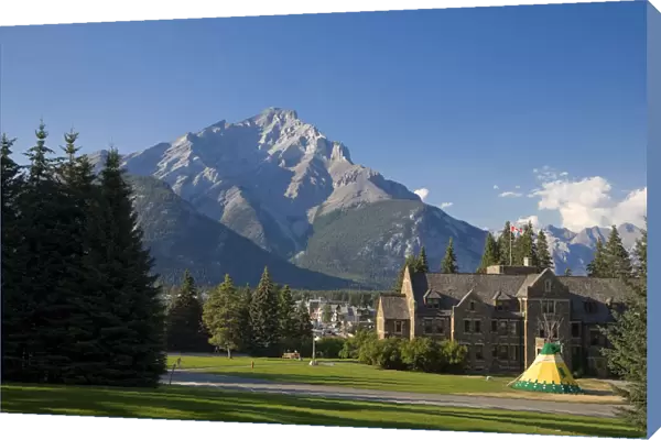 Cascade Mountain and Cascade Gardens, Banff Town, Banff National Park, Alberta, Canada