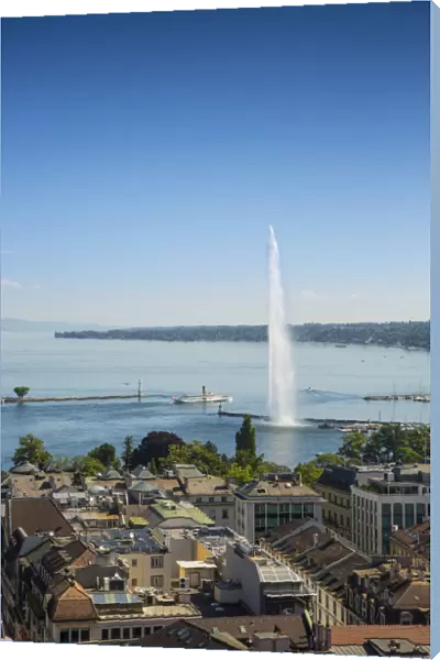Jet d eau on Lake Geneva and city skyline, Geneva, Switzerland
