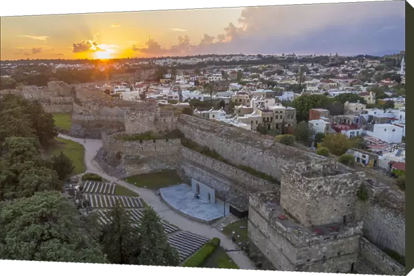 Greece, Rhodes, Rhodes Town, Old town and Wall ramparts
