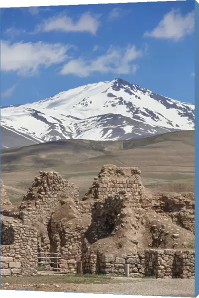 Takht-e Soleyman, archaeological site, West Azerbaijan, Iran