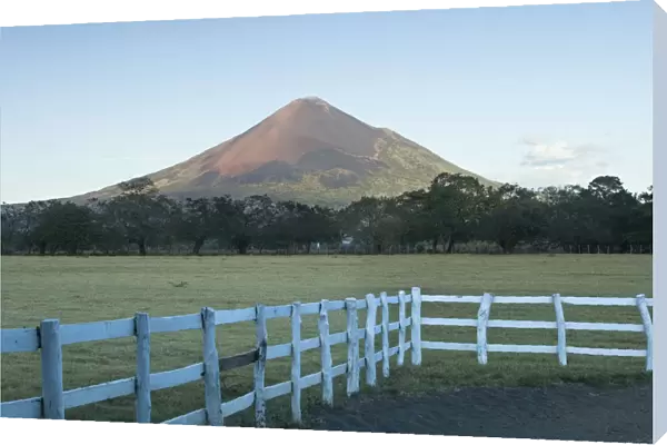 Momotombo Volcano, Nr. Leon, Nicaragua