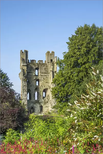 Ruined castle at Helmsley, Yorkshire, England, UK