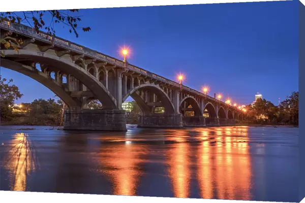 USA, South Carolina, Columbia, Gervais Street Bridge, Crosses The Congaree River