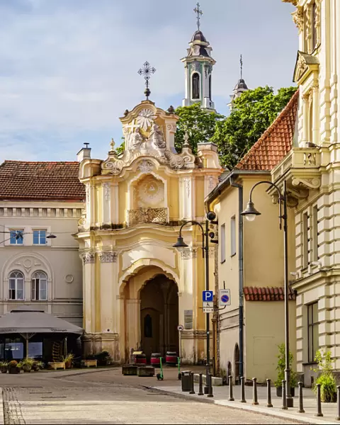Basilian Gate to Monastery of the Holy Trinity, Old Town, Vilnius, Lithuania