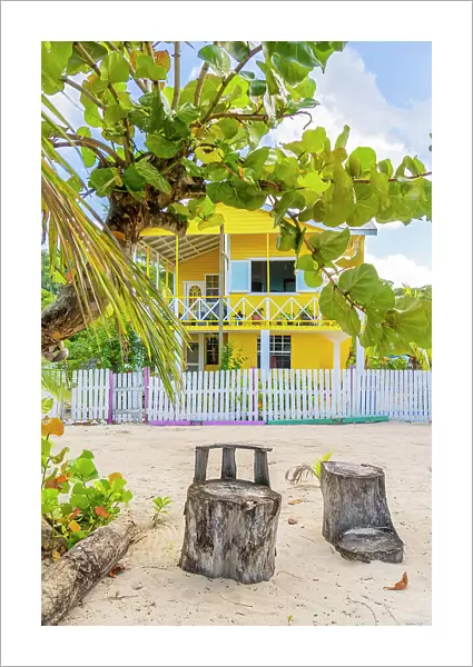 Colourful building, Paradise Beach, Carriacou, Greneda, caribbean