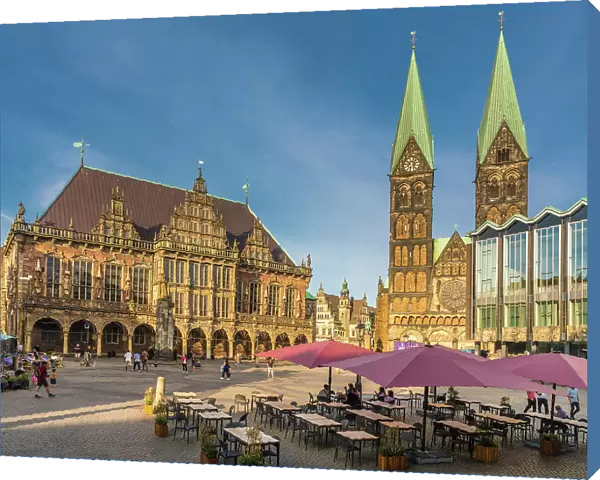 St. Petri Cathedral and town hall on the market square, Bremen, Germany