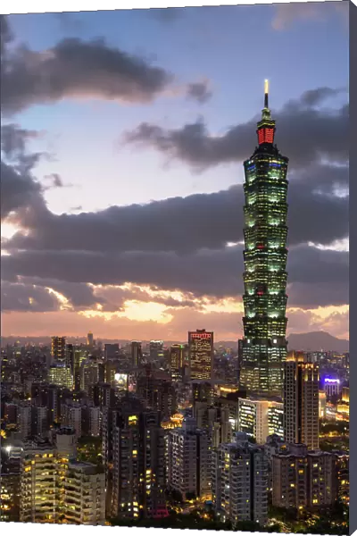 Taipei 101 and city skyline at dusk, Xinyi, Taipei, Taiwan