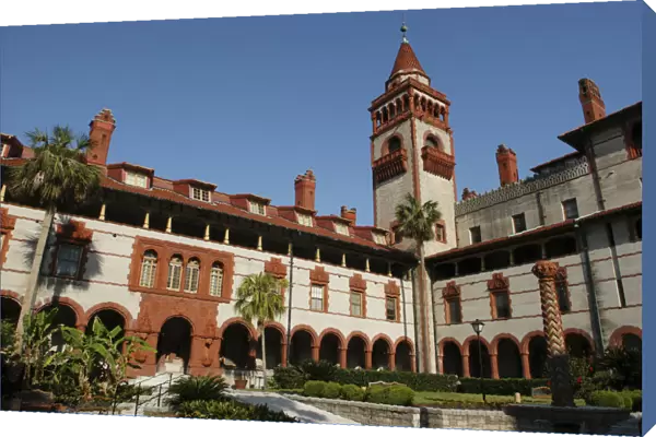 20073524. USA Florida Saint Augustine Flagler College red