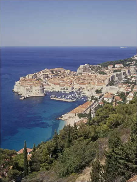 20001439. CROATIA Dubrovnik View over city and its surrounding coastline