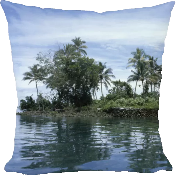 20084496. PACIFIC ISLANDS Melanesia Solomon Islands Malaita Province Lau Lagoon