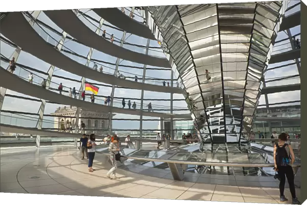 Germany, Berlin, Mitte, Reichstag building with glass dome deisgned by Norman Foster