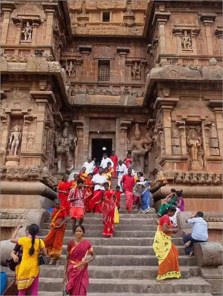 Architecture; Asia; Asian; Ethnic; Female; Group; India; Indian; People; Tamil Nadu; Tanjore