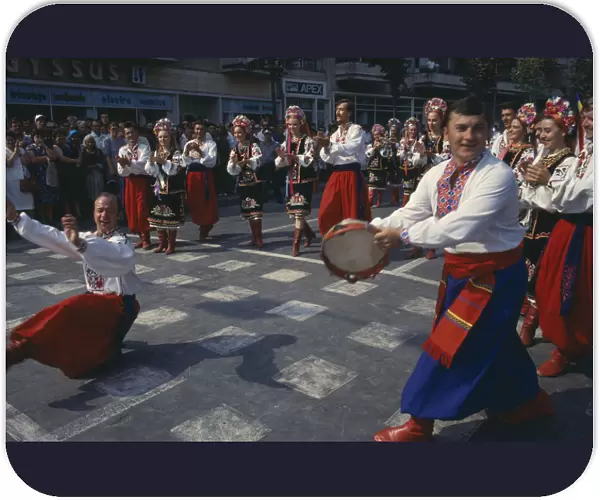 10017139. UKRAINE Festivals Folk Dancers in costume