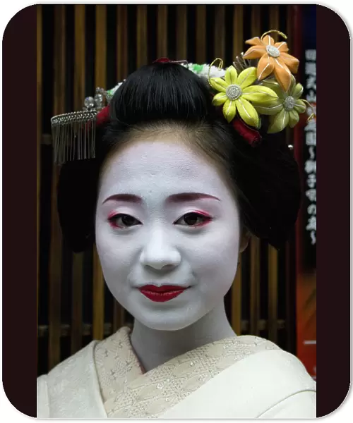 JAPAN 4. Japan /  Kyoto /  Gion area, neighbourhood where Geishas live and perform.