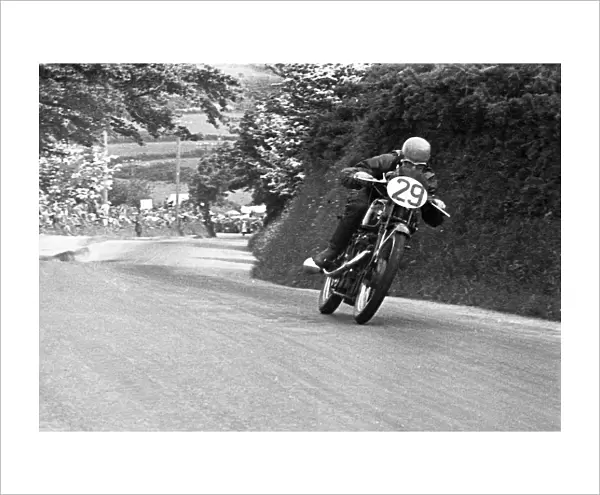 Charlie Brett (Velocette) 1950 Junior TT