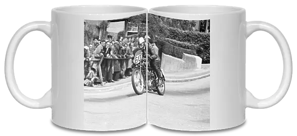 Leslie Harris (Velocette) 1950 Junior TT