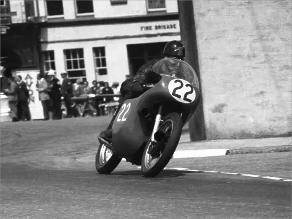 Tony Godfrey (Norton) 1960 Junior TT