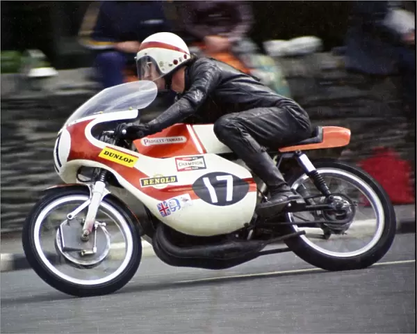 Peter Courtney (Yamaha) 1974 Ultra Lightweight TT