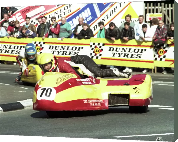 Jed Tennant & Ian Tennant (Yamaha) 1989 Sidecar TT