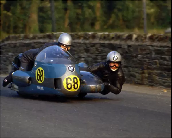Jeff Gawley & Graham Allcock (BMW) 1971 750 Sidecar TT
