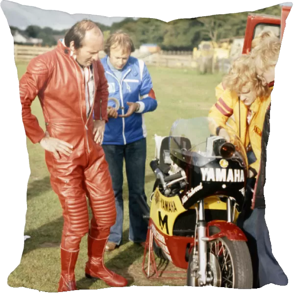 Mike Hailwood (Padgett Yamaha) 1977 Manx Grand Prix