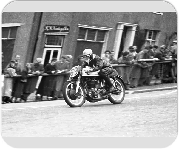 Roy Bennett (Norton) 1954 Senior Manx Grand Prix