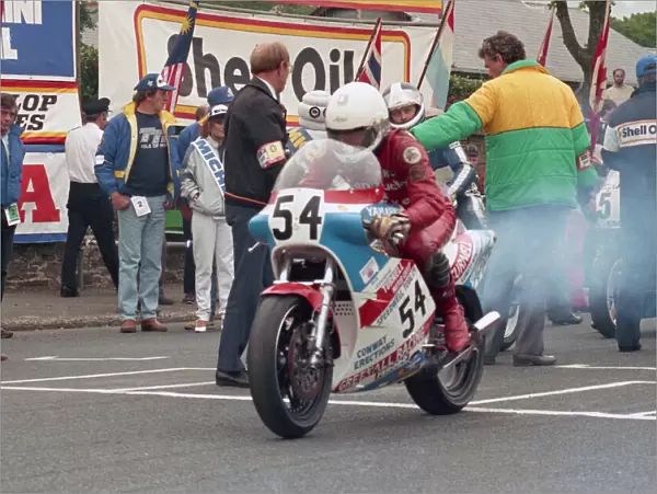 Phil Nicholls (Yamaha) 1988 Formula One TT