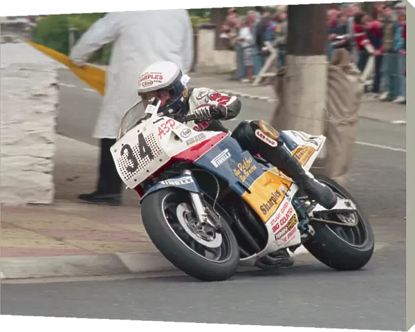 Iain Duffus (Yamaha) 1988 Formula One TT