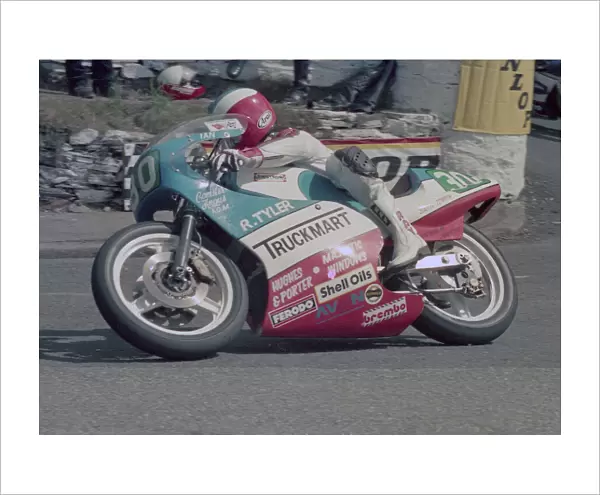 Ian Newton (Armstrong) 1986 Junior TT