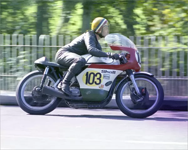 Tom Newall (Norton) 1972 Senior Manx Grand Prix