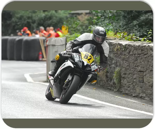 Hefyn Owen (Yamaha) 2016 Senior Manx Grand Prix