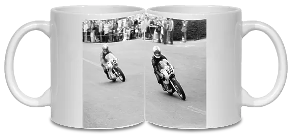 Dave Parry Yamaha Adrian Marsh 1977 Junior Manx Grand Prix