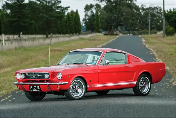 1965 Ford Mustang GT Fastback - Red