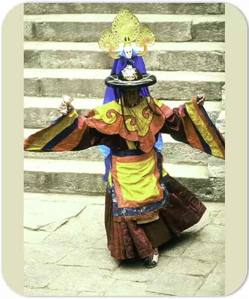Buddhist Mani-Rimdu festival at Tengboche Monastery, attended by Sherpas