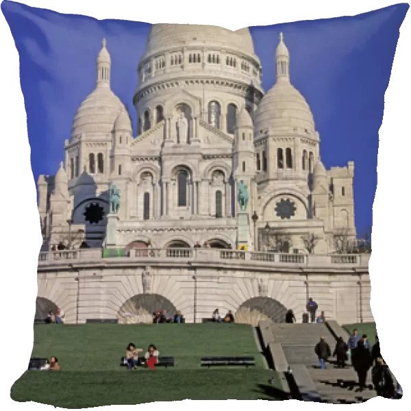 Europe, France, Paris. Sacre-Coeur Basilica