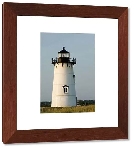 USA-MASSACHUSETTS-Marthas Vineyard: Edgartown- Edgartown Lighthouse  /  Morning