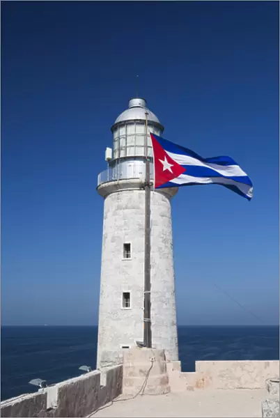 Cuba, Havana, Castillo de los Tres Santos Reys del Morro fortress, lighthouse