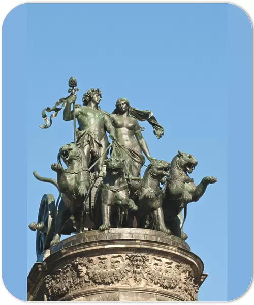 Panther Quadriga sculpture atop the Semperoper (opera house), Dresden, Germany
