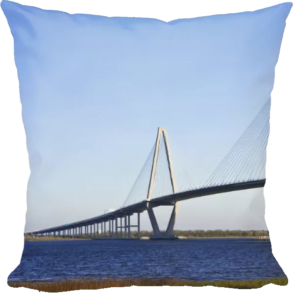 USA, South Carolina, Charleston. Overview of Arthur Ravenel Jr. Bridge. Credit as