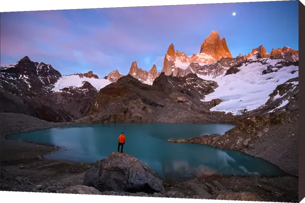 Argentina, Los Glaciares National Park. Hiker taking in Mt