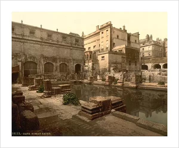 ENGLAND: ROMAN BATHS. Ruins of ancient Roman baths and the abbey at Bath, England