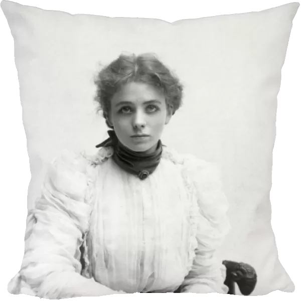 MAUDE ADAMS (1872-1953). American actress. Cabinet photograph by Napoleon Sarony